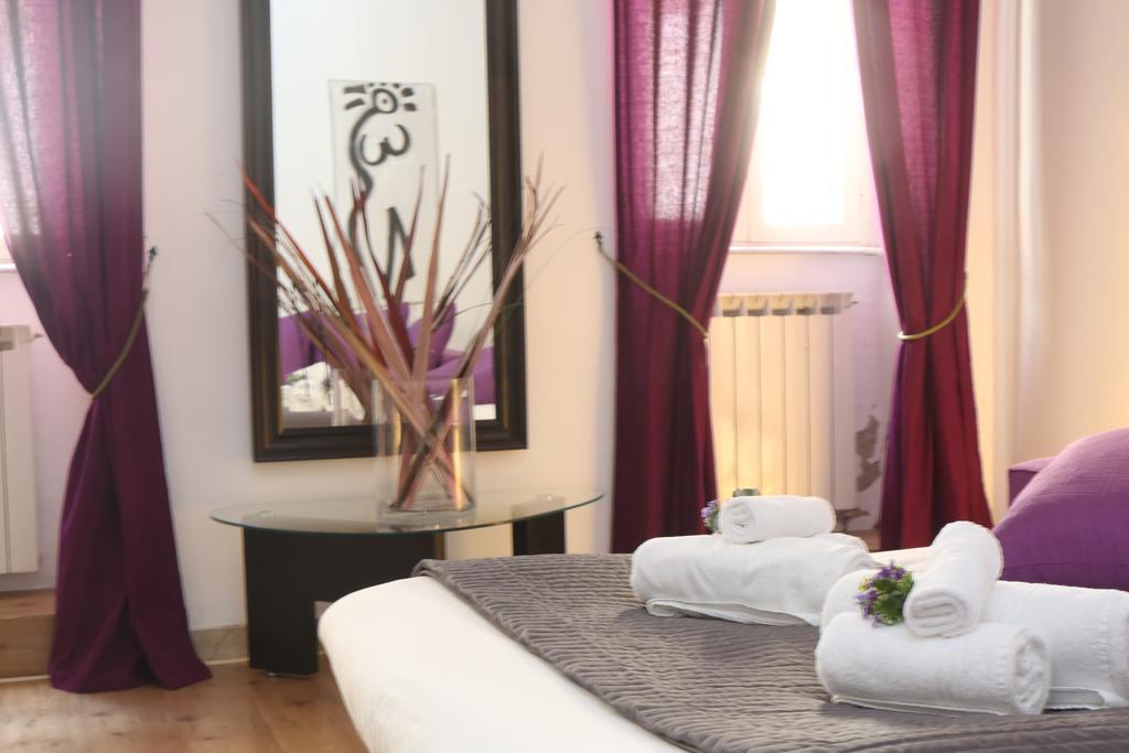 Petrarca Apartment โรม ภายนอก รูปภาพ